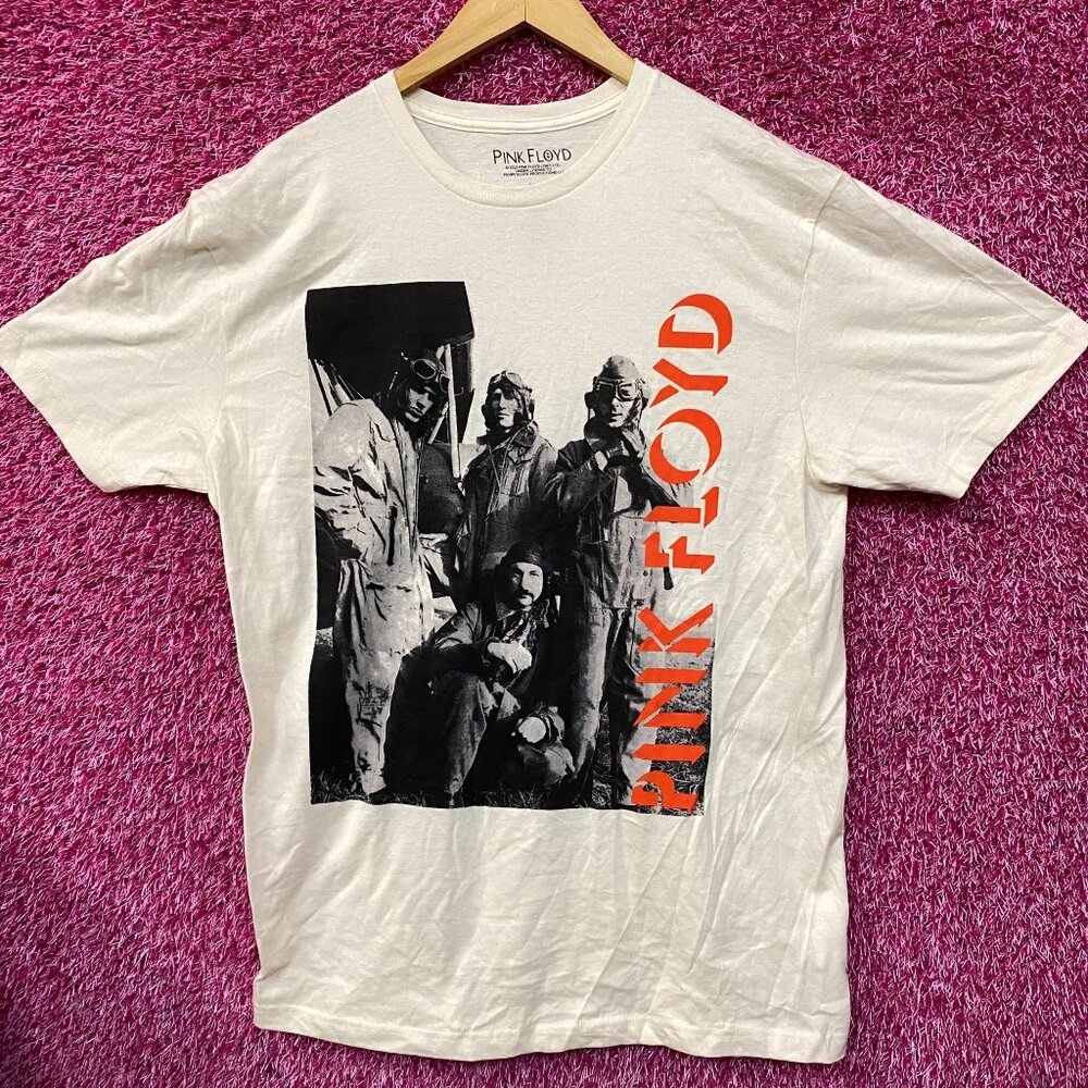 Pink Floyd Point Me at the Sky Graphic T-Shirt Medium